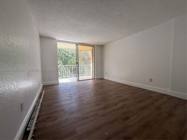 Building Photo - 13100 SW 92nd Ave