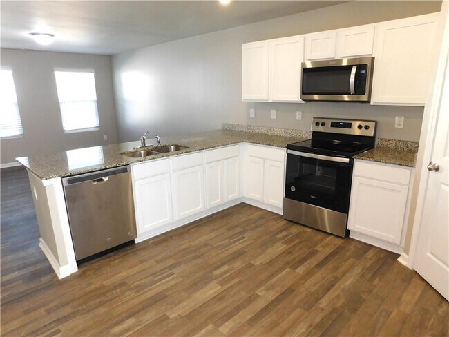 Building Photo - 343 Indian Lake Trail