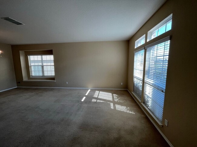 Building Photo - 21114 Villa Valencia