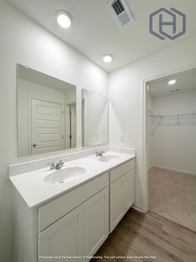 Building Photo - 321 Archers Brk Ln