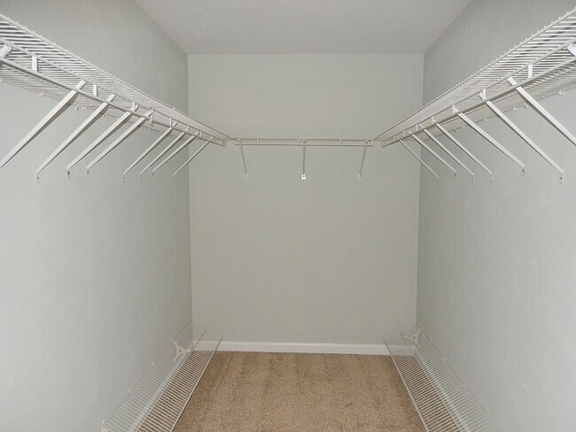 Building Photo - LOVELY 4/2.5 in Buck Lake Area on 1 Acre w/ 2 Car Garage, Washer/Dryer, Lawn Maint, & 2228 sq ft!...