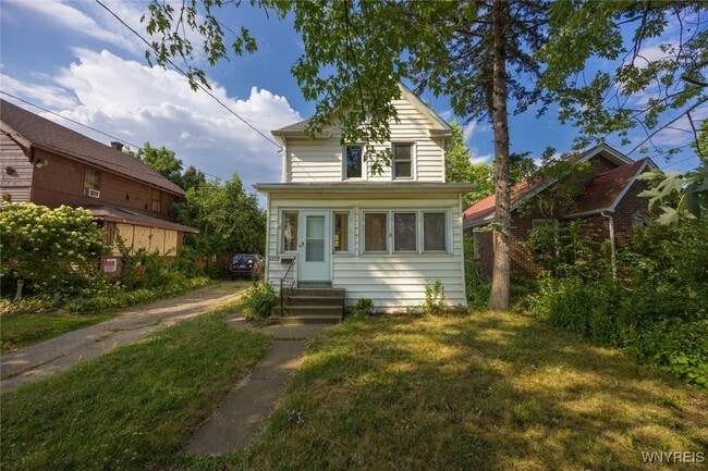 Primary Photo - 1112 College Ave