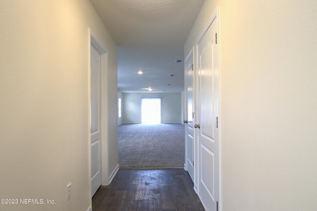Building Photo - 65327 River Glen Pkwy