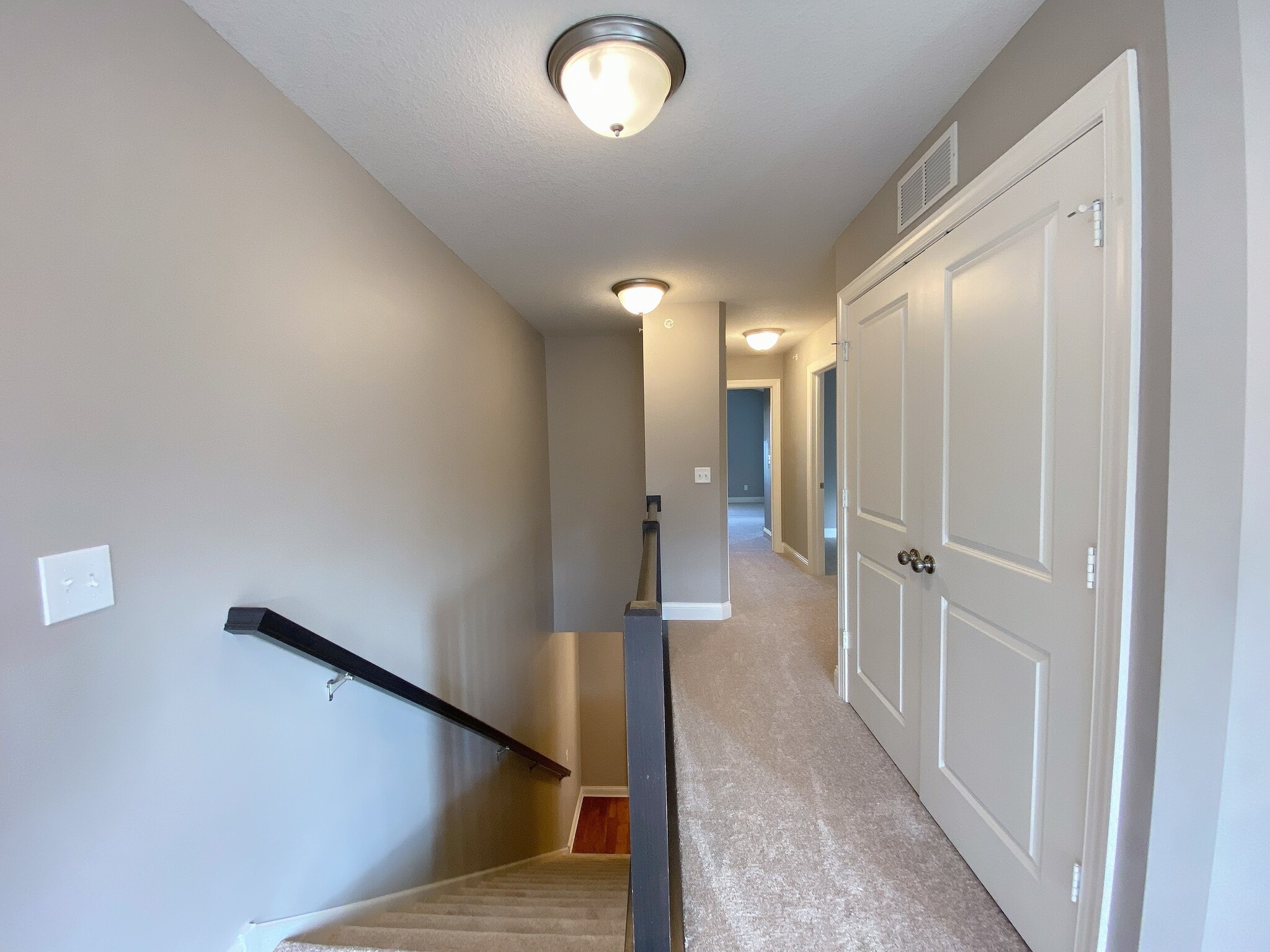 Building Photo - 6900 Crosby Ct