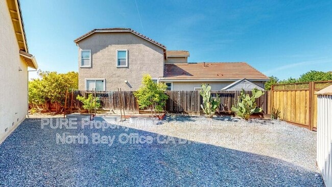 Building Photo - 8744 Merlot Way