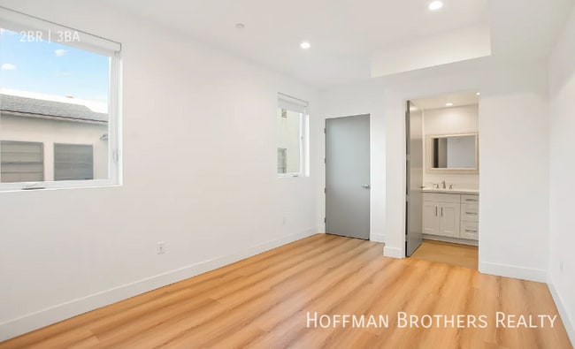 Building Photo - 836 S Shenandoah St