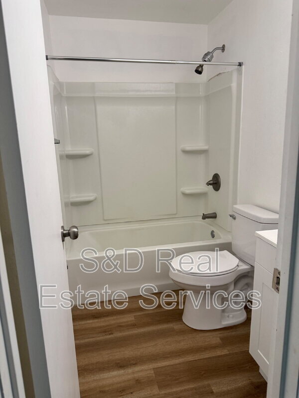 Building Photo - 3012 Allred Dr