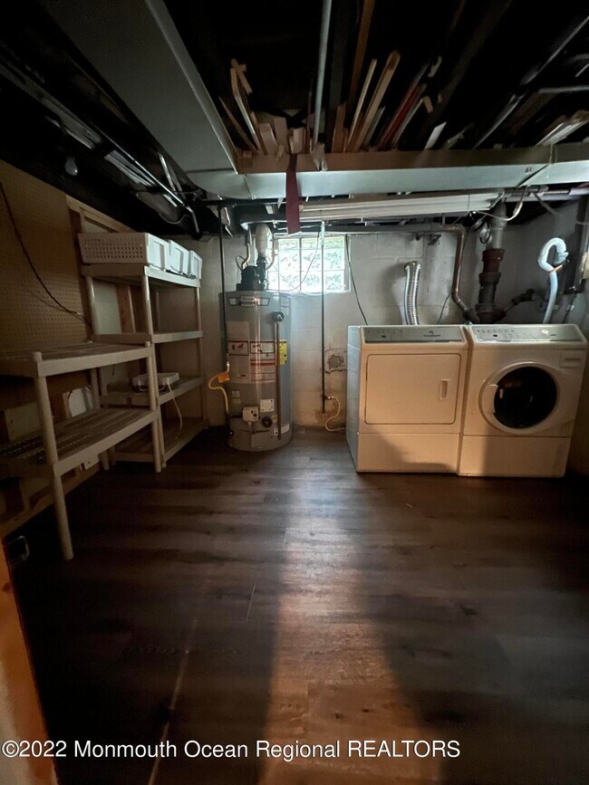 Building Photo - 432 Harnell Ave