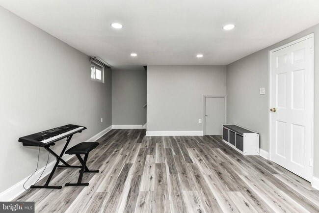 Building Photo - 3529 Woodburn Rd