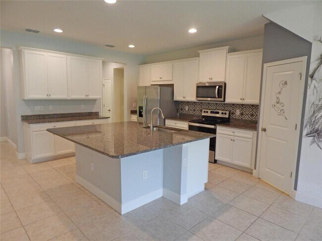 Building Photo - 10115 Newel Valley Loop