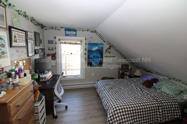 Building Photo - 61 Third St