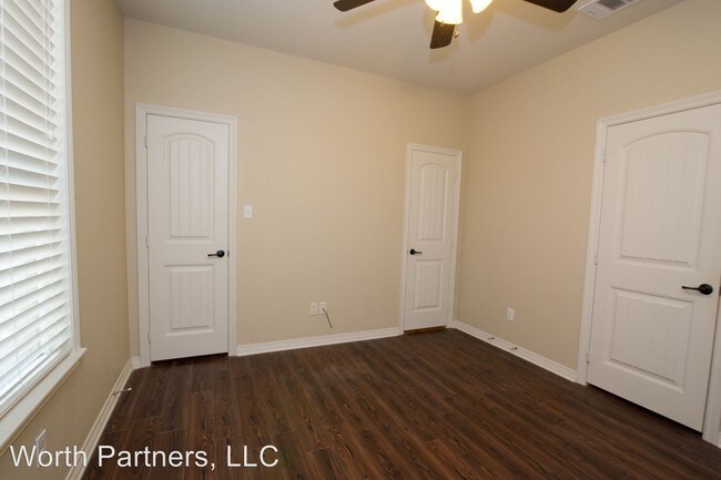 Building Photo - 5 br, 3 bath House - 200 Park Place