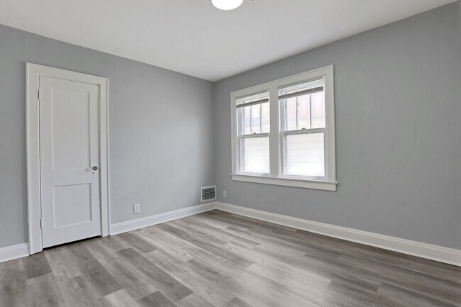 Building Photo - 41-43 N Huron Ave