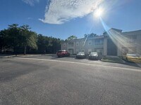 Building Photo - Move In Special! 1/2 Off 1st Months Rent T...