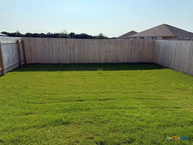 Building Photo - 1125 Lindsey Dr