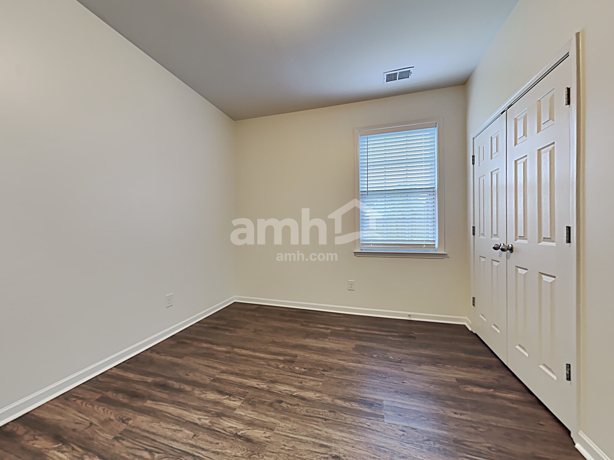 Building Photo - 8042 Regency Elm Dr