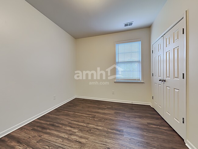 Building Photo - 8042 Regency Elm Dr