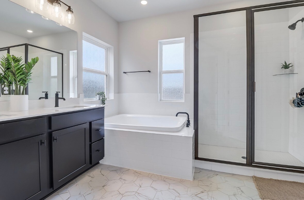 Building Photo - 6006 Rangeland Rd