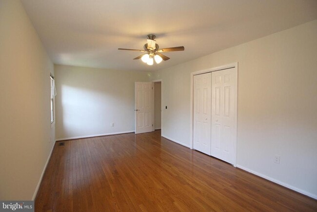 Building Photo - 436 N Park Dr