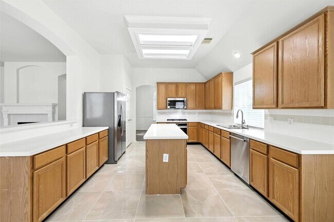 Building Photo - 14411 Gadshill Cir