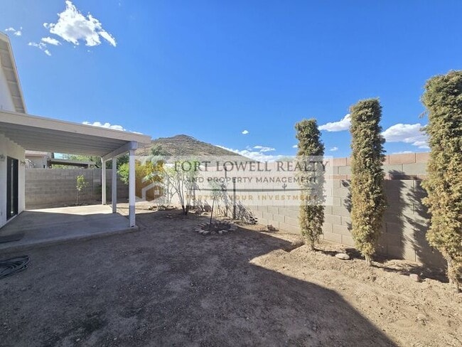 Building Photo - Spacious 3-Bed / 2-Bath Home in Central Tu...
