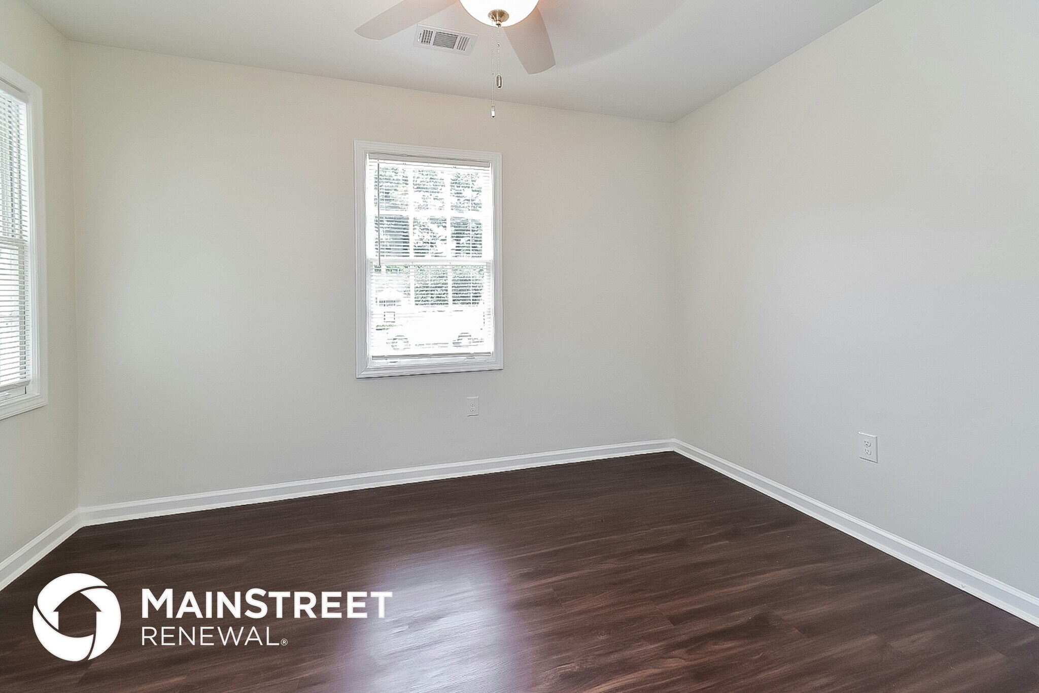 Building Photo - 4327 Leatherwood Ave