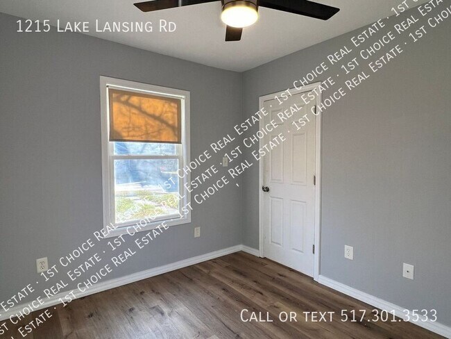 Building Photo - 1215 Lake Lansing Rd