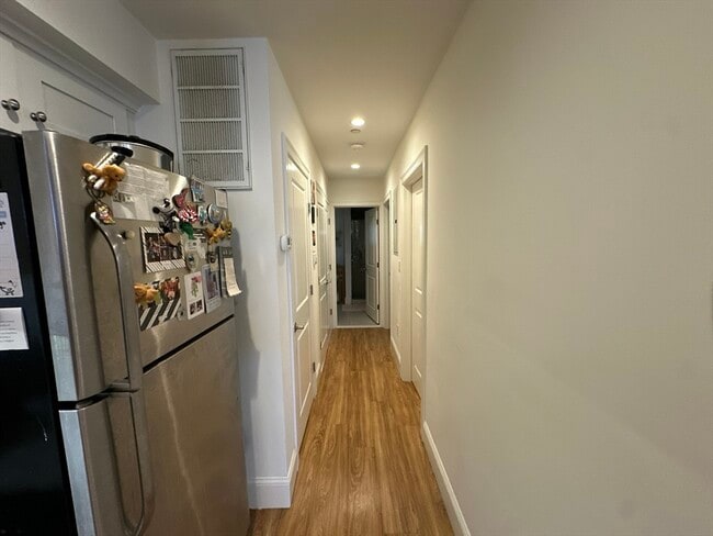 Building Photo - 604 Dorchester Ave