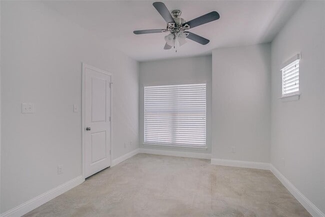 Building Photo - 2806 Gordon Ave