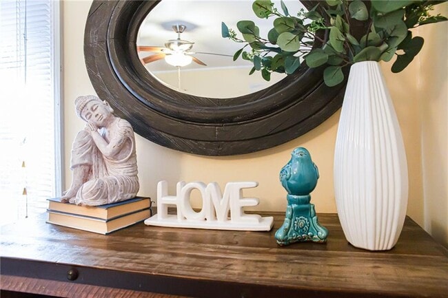 Building Photo - 4061 Lower Roswell Rd