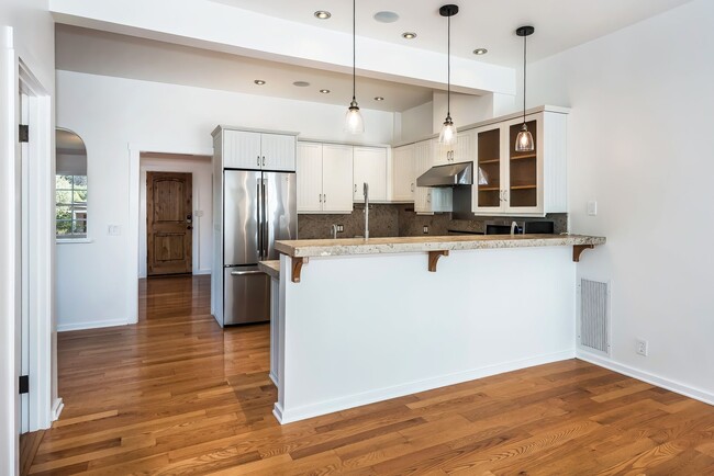 Building Photo - Charming Mesa Farmhouse with Modern Upgrades near Beach Access!