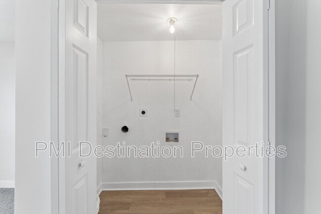 Building Photo - 247 Shadyside Ave