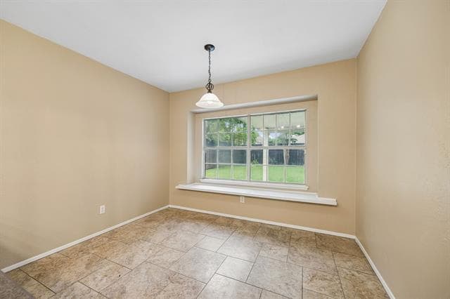 Building Photo - 940 Cherokee Trail