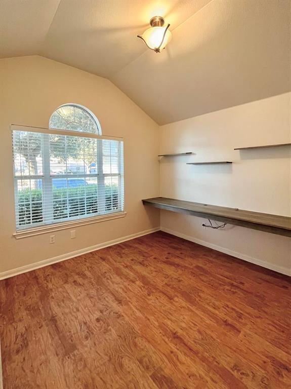 Building Photo - 2409 Romeo Dr