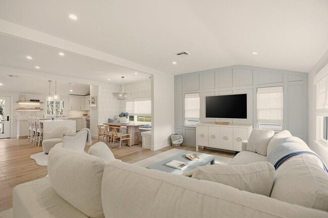 Building Photo - 8 Kerins Terrace