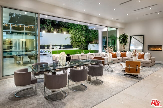 Building Photo - 4533 Estrondo Dr