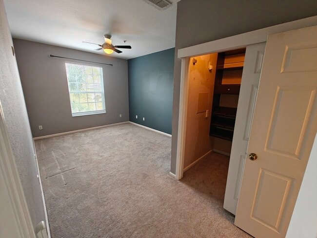 Building Photo - 6214 Stevenson Dr