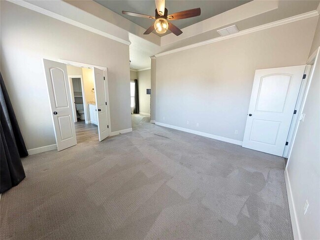 Building Photo - 17428 Locust Grove Ln