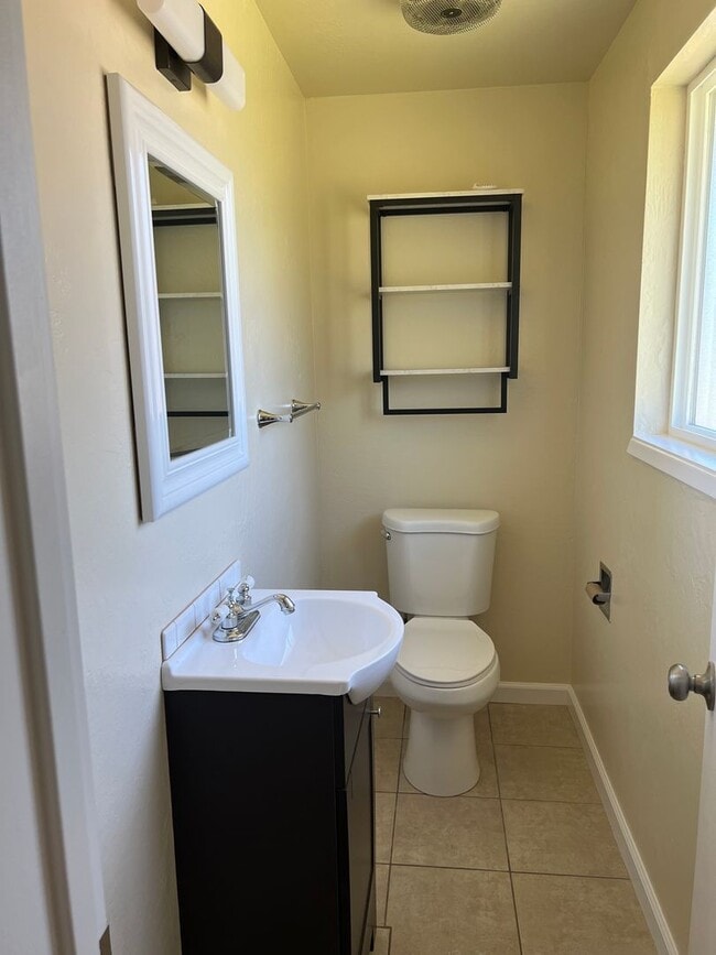 Building Photo - 1214 Withington St