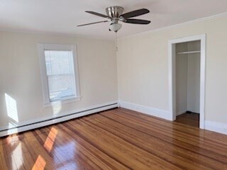 Building Photo - 445 Main St