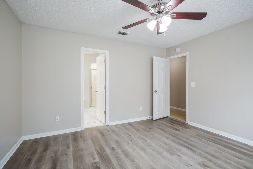 Building Photo - 1811 Sheraton Lakes Cir