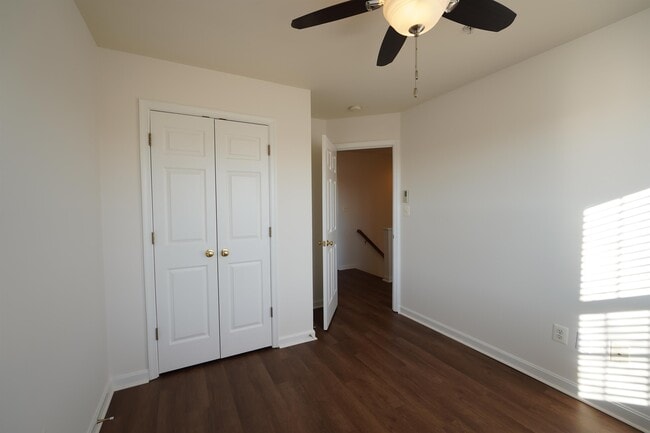 Building Photo - 45715 N Maxine Wy