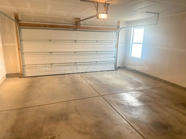 Building Photo - 2934 W New York St