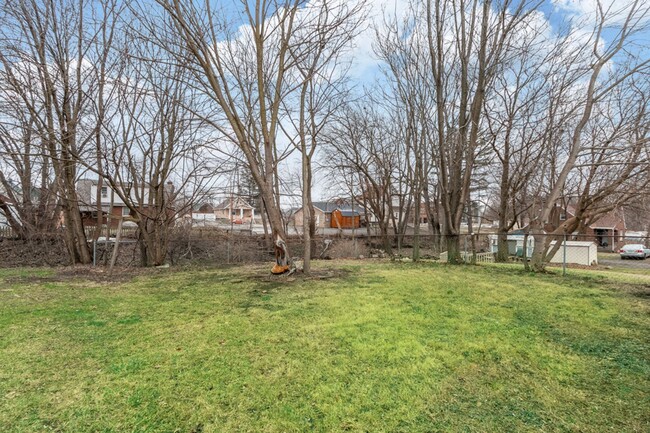 Building Photo - Single Family Home