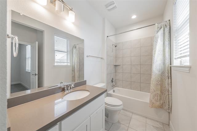 Building Photo - 8075 Sunflower Ln