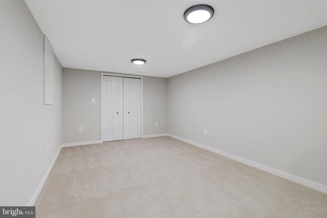 Building Photo - 5511 Callander Dr