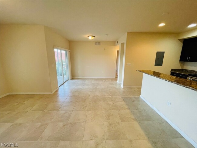 Building Photo - 13160 Bella Casa Cir