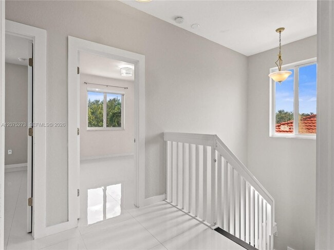 Building Photo - 15392 SW 25th Terrace