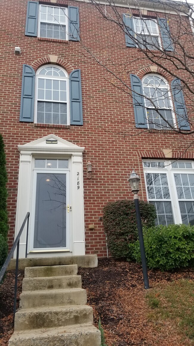 Building Photo - 2189 Potomac Club Pkwy