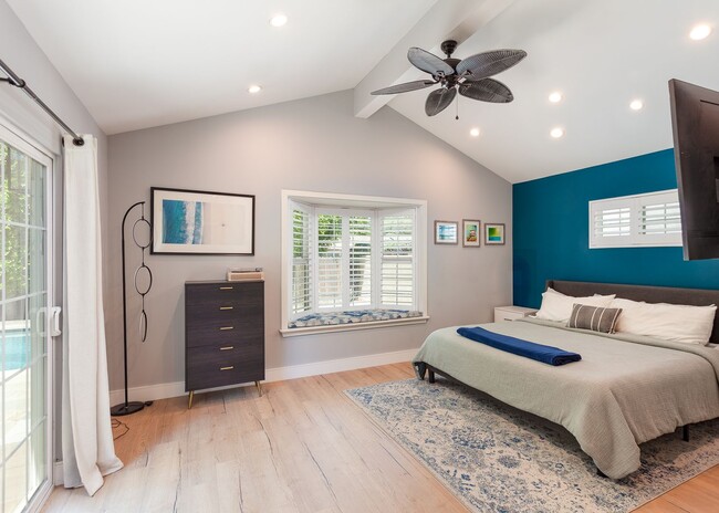 Building Photo - *Unfurnished* Gorgeous 4-Bed Oasis with Po...